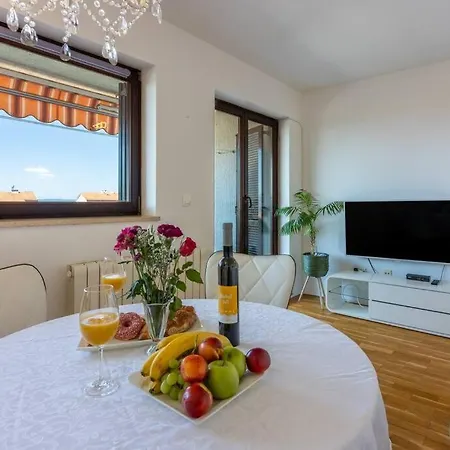 Apartment Ga Lu Novi Vinodolski
